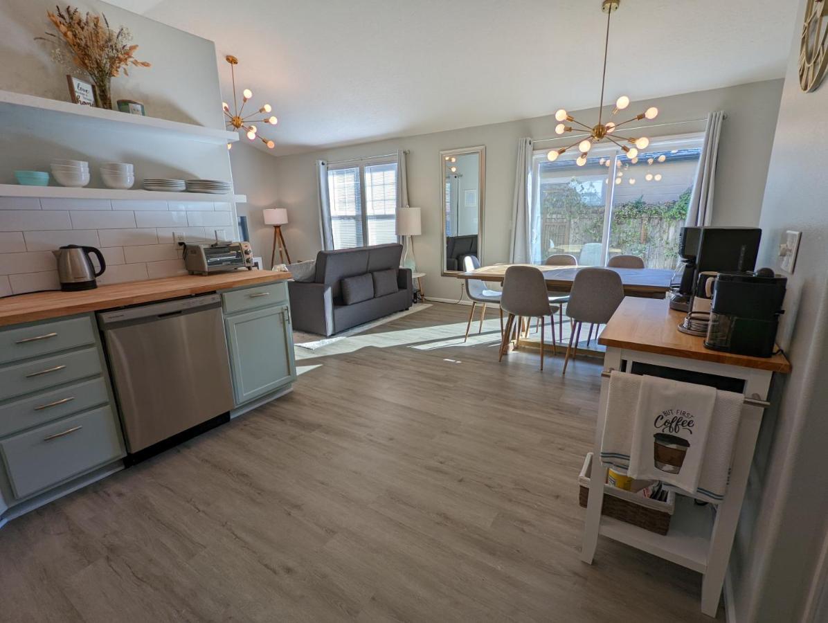 Contemporary 2-Bedroom Close To Downtown, Dining Eugene Exterior foto